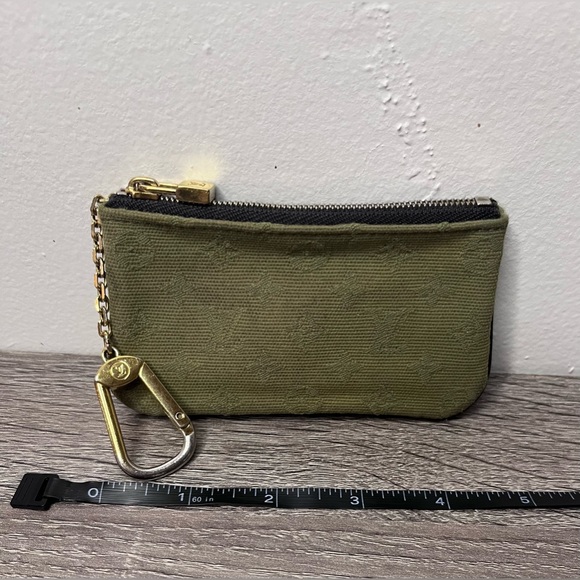 Green Louis Vuitton key cles key pouch key chain - Picture 3 of 7